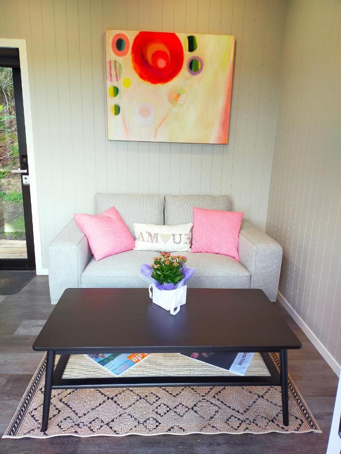 Secluded, Private Rural Retreat Mins From Warkworth -"Avondale" Minihouse Villa Exterior foto